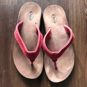 Women’s Chaco leather flip flops size 6